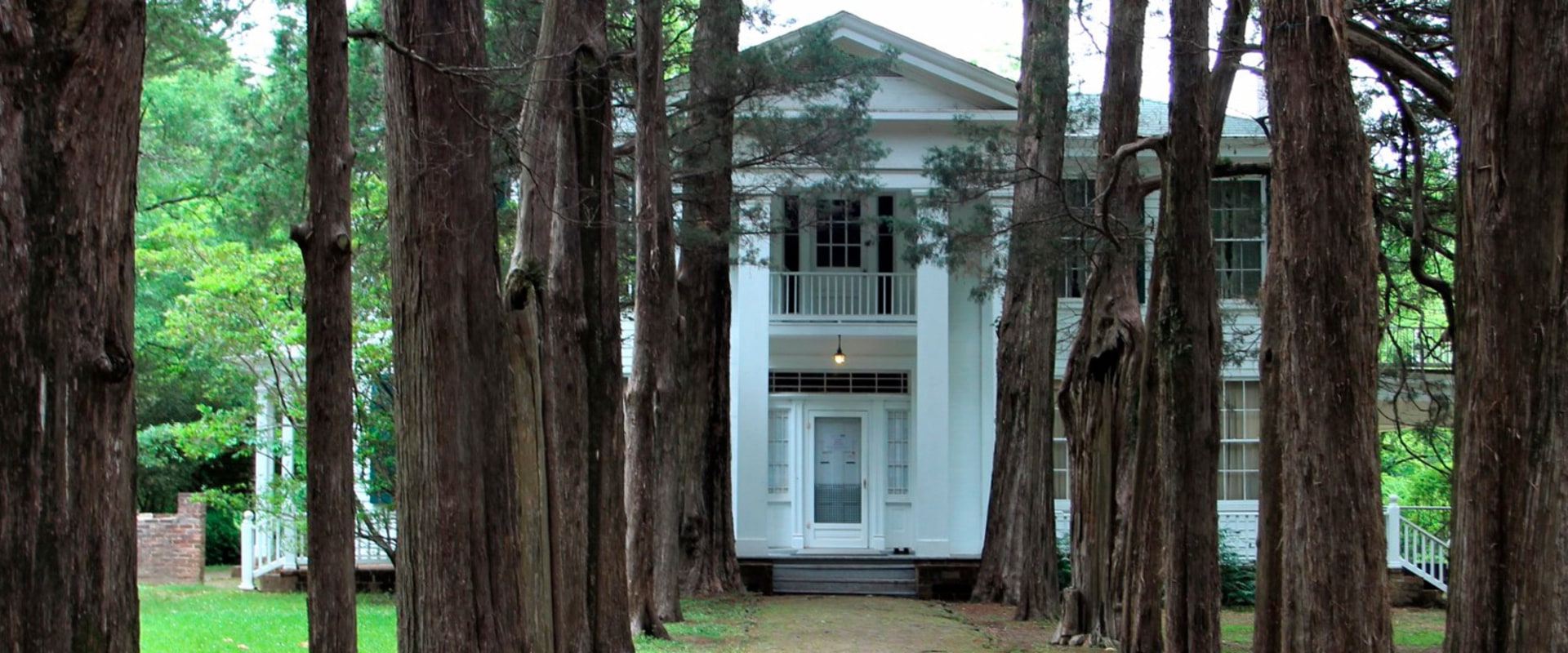 Legal Support For Multi-Family Property Management In Oak Forest: What A Property Attorney Can Do